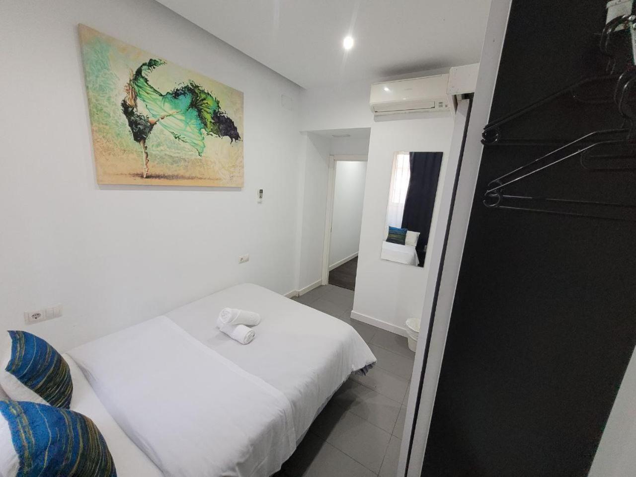 Ayz Frailes - Auto Check-In Property (Adults Only) Málaga Eksteriør billede