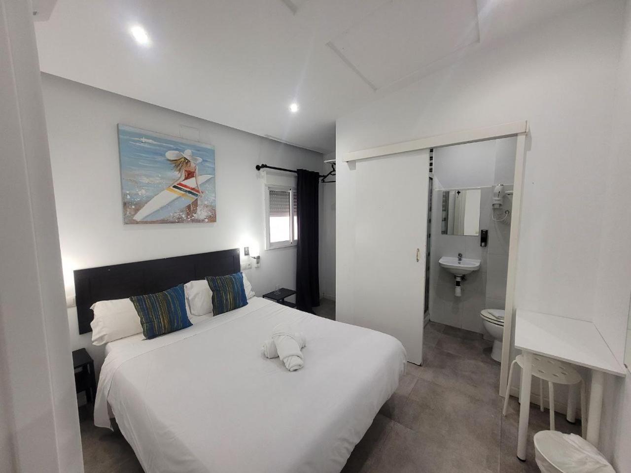 Ayz Frailes - Auto Check-In Property (Adults Only) Málaga Eksteriør billede