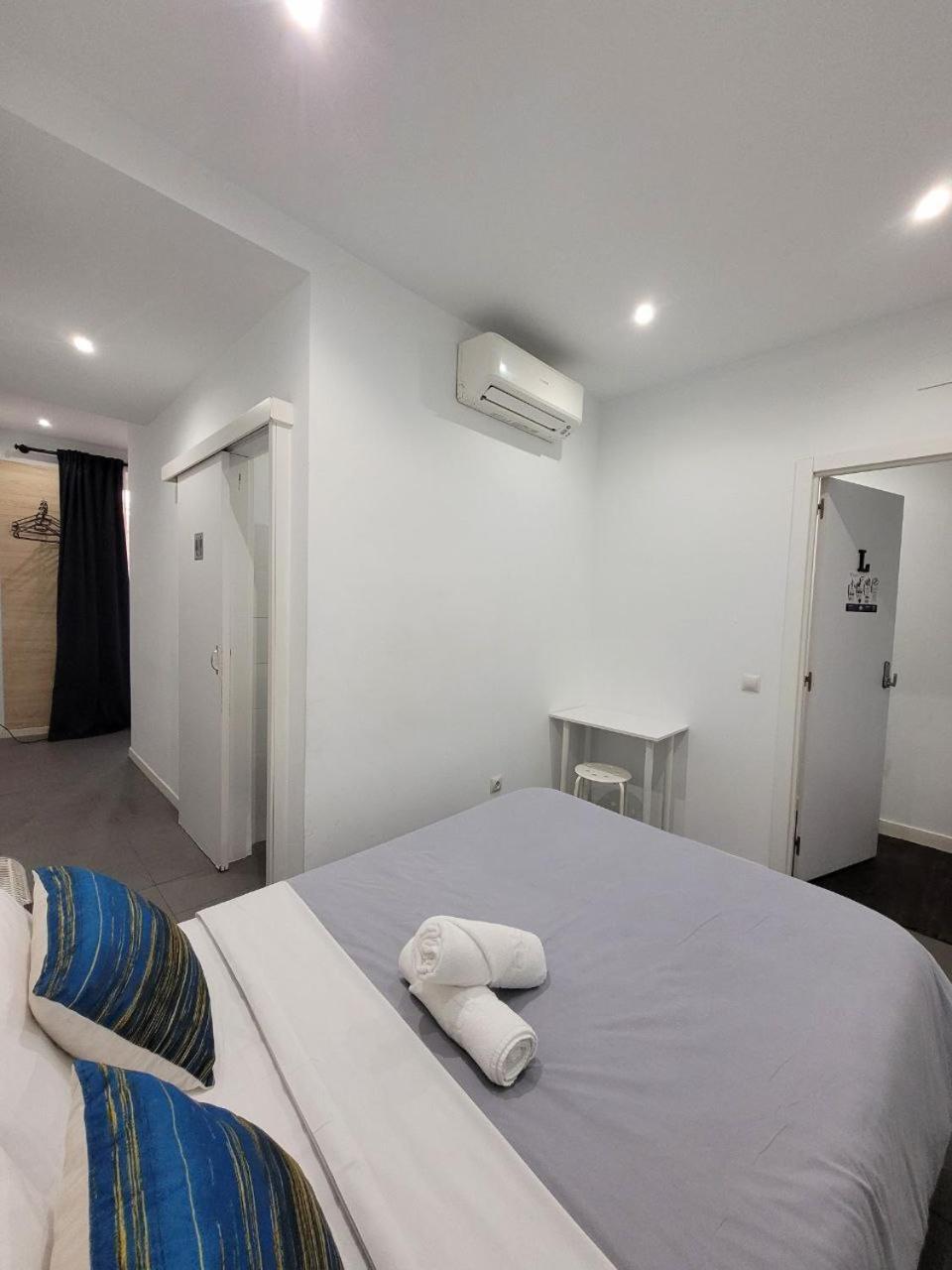 Ayz Frailes - Auto Check-In Property (Adults Only) Málaga Eksteriør billede